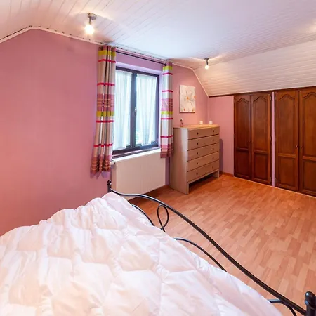 Magnificent In Tilf With Garden Holiday home *