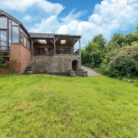 Magnificent In Tilf With Garden Holiday home *
